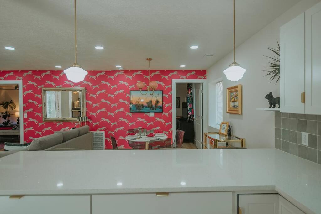 Holiday home Bohemian Chic An Eclectic Escape-hot Tub-pet Friendly-no Pet Fees! *