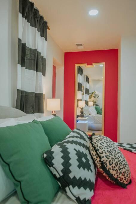 Holiday home Bohemian Chic An Eclectic Escape-hot Tub-pet Friendly-no Pet Fees! *