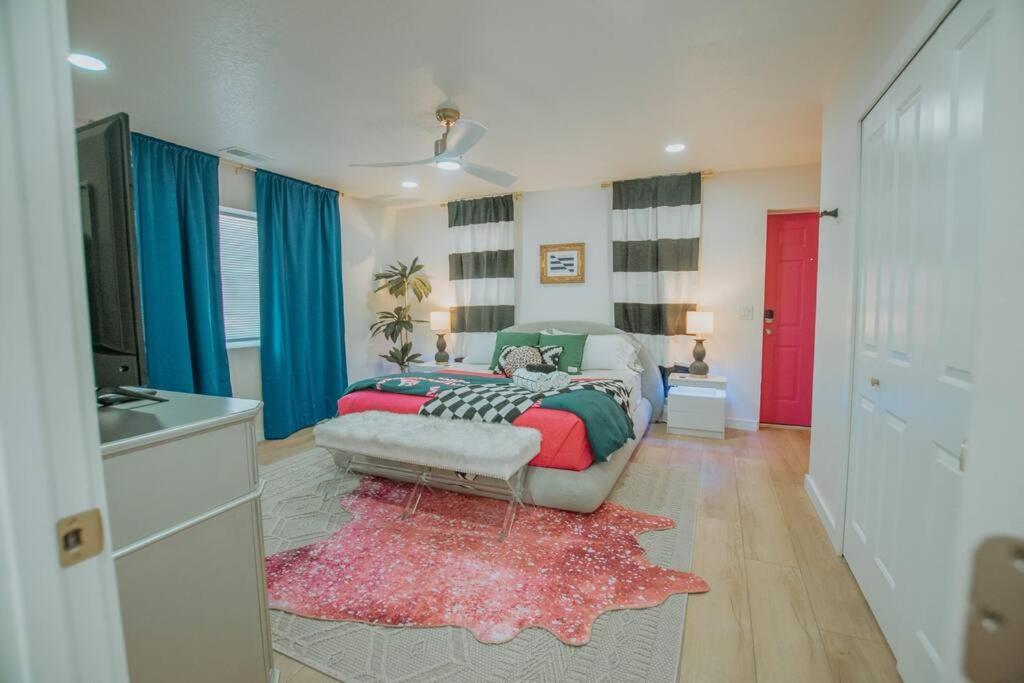 Bohemian Chic An Eclectic Escape-hot Tub-pet Friendly-no Pet Fees! * Albuquerque