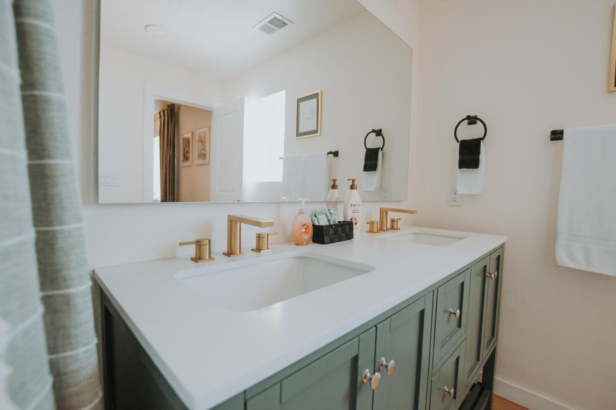 Holiday home Bohemian Chic An Eclectic Escape-hot Tub-pet Friendly-no Pet Fees! *
