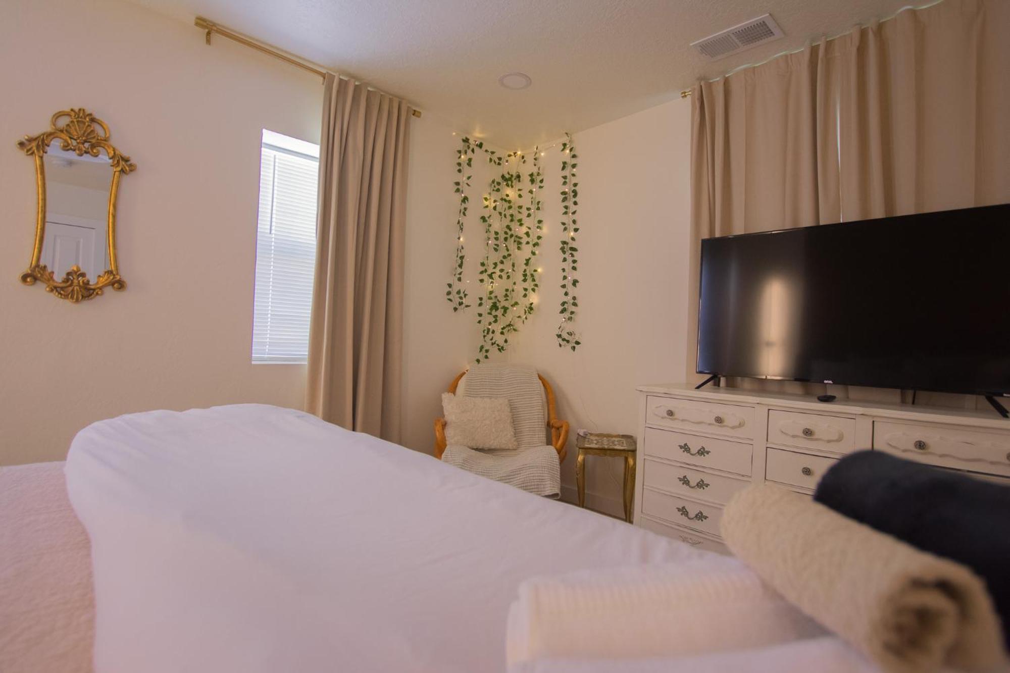 Holiday home Bohemian Chic An Eclectic Escape-hot Tub-pet Friendly-no Pet Fees!